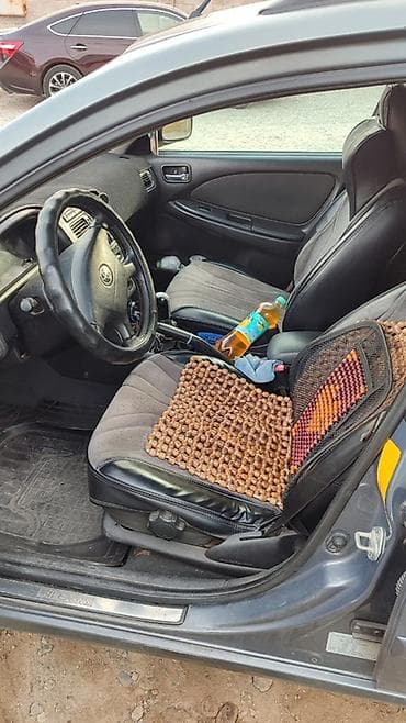 Toyota Avensis: 2002 г., 1.8 л, Механика, Бензин, Универсал — 5