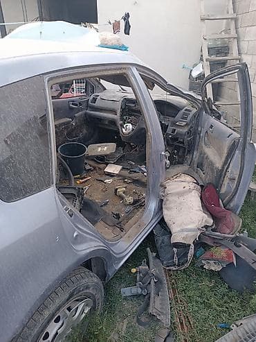 Разбор на запчасти: хэтчбек honda civic (E11, правый руль) В наличии — 1
