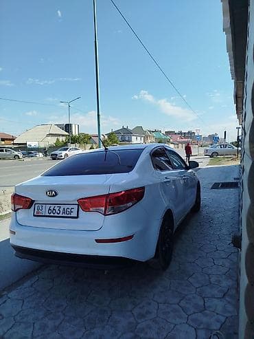 geely l7: Kia Rio: 2015 г., 1.4 л, Автомат, Бензин, Седан — 5