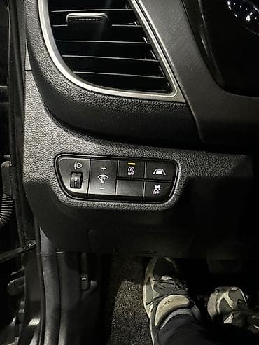 16 lt: Kia Seltos: 2020 г., 1.6 л, Робот, Дизель, Кроссовер — 8
