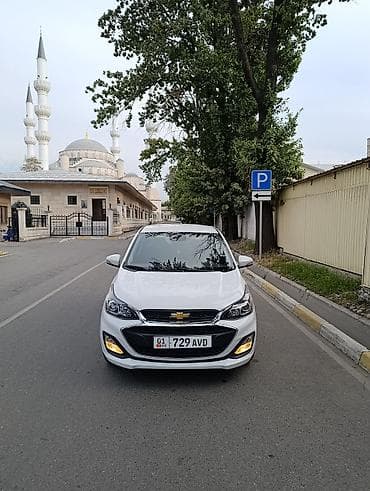 Chevrolet Spark: 2020 г., 1 л, Автомат, Бензин, Хэтчбэк