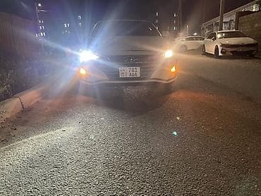 subaru outback 2013: Hyundai Elantra: 2018 г., 2 л, Бензин, Седан — 9