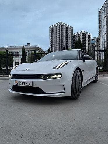 xpeng p7: Zeekr 001: 0.1 л | 2022 г. Фастбек — 2