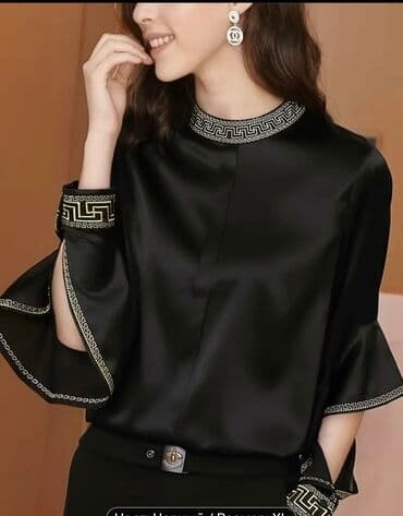 Красивая блузка, к сожалению размером ошиблась. На 48-50 будет само