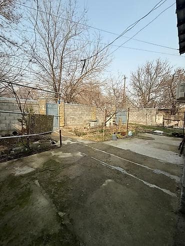 жилье в киргизии: 3 комнаты, 176 м², 1 этаж, Старый ремонт — 5