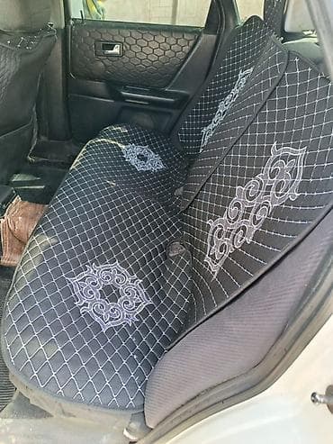 Audi: Audi 80: 1994 г., 2 л, Ручные, Бензин, Седан — 5