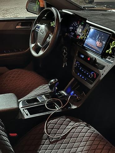 желтый соната: Hyundai Sonata: 2019 г., 2 л, Типтроник, Седан — 7