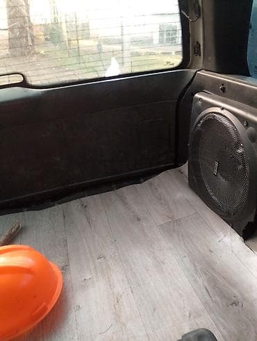 аварийная пассат: Volkswagen Passat: 1989 г., 1.8 л, Механика, Бензин, Универсал — 10