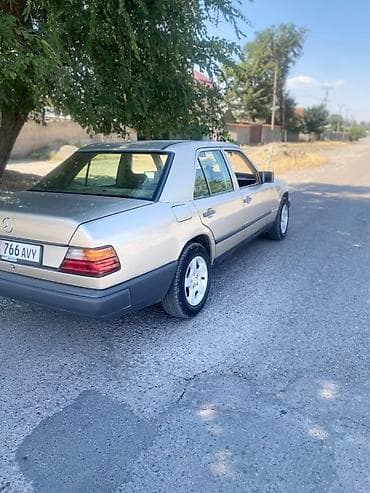 обмен 124: Mercedes-Benz W124: 1988 г., 2.3 л, Механика, Бензин — 3