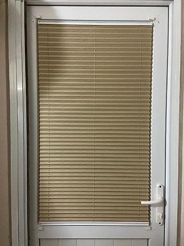 Рулонная штора плиссе для двери/окна - Тип: плиссе с горизонтальными