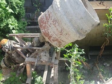 Бетономешалка Работает на трёхфазной системе Может быть