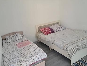 Адрес Советская 24,Бюджетные номера-500 в июне.Полулюкс-1000.Это — 8
