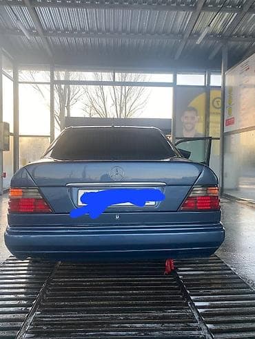машыни: Mercedes-Benz W124: 1994 г., 2 л, Механика, Бензин, Седан — 3