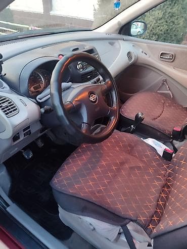 Продажа авто: Nissan Almera Tino: 2000 г., 1.8 л, Механика, Бензин, Минивэн — 6