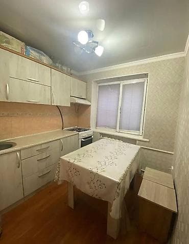 Батирлер: 2 бөлмө, 42 м², Ахунбаев / Бакаев көч. Хрущевка, 1 кабат, Косметикалык оңдоо — 2