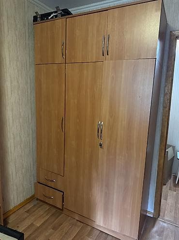 куплю бу одежды: Шкаф в хорошем состоянии — 2