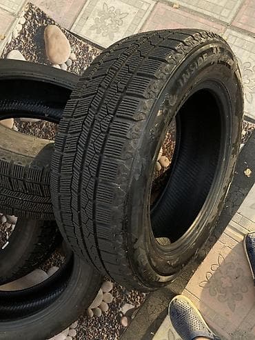 r18 26535: Шины 205 / 60 / R 16, Зима, Б/у, Комплект, Легковые, Корея, RoadX — 2