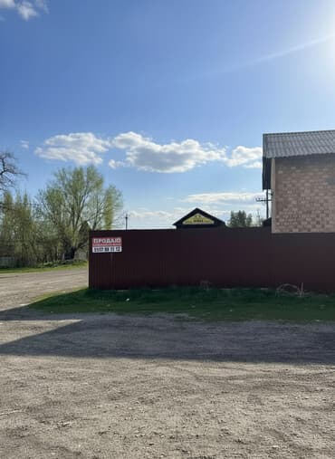 дом с бильярдом на сутки: Продаю Здание, С оборудованием, Действующий 300 м² — 1