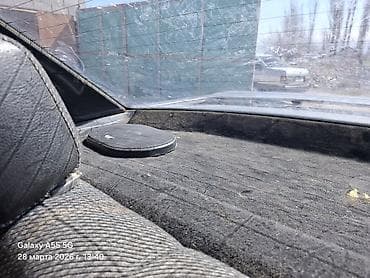 Продажа авто: Volkswagen Passat: 1993 г., Седан — 7