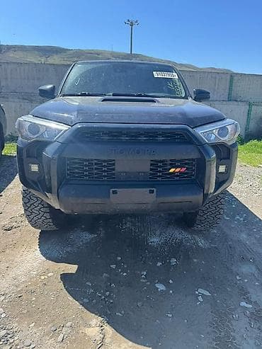 внедорожный картинг: Toyota 4Runner: 2021 г., 4 л, Бензин, Внедорожник — 1