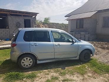 люки крыши: Mazda Demio: 2004 г., Автомат, Бензин, Хэтчбэк — 5