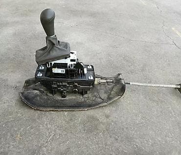 Ауди А6 С6 кулиса