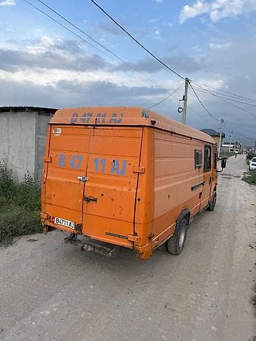 205 70 15 с: Mercedes-Benz : 1995 г., 4 л, Механика, Дизель, Фургон — 4