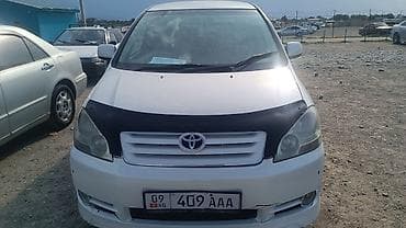 spark 2012: Toyota Ipsum: 2003 г., 2.4 л, Автомат, Бензин, Минивэн — 2