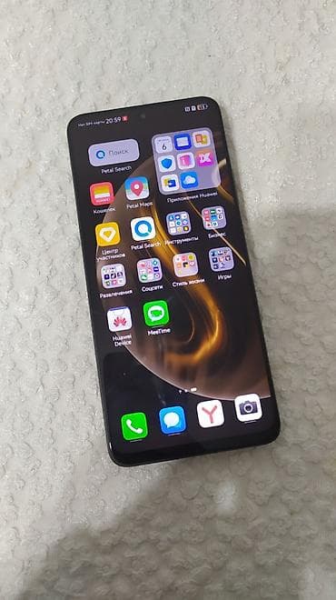 Huawei nova 12, Б/у, 256 ГБ, цвет - Черный, 2 SIM