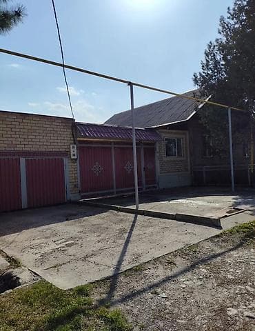 Дома: Продаётся жилой дом с участком. 200 метров от центральной дороги - — 2