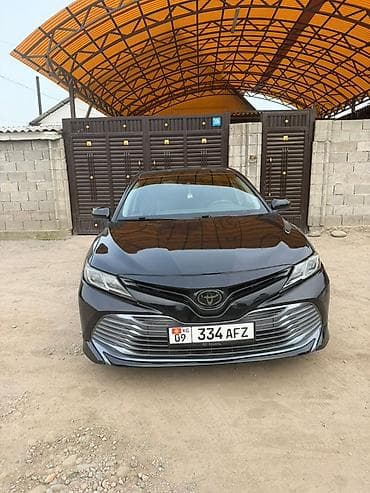 Toyota Camry: 2019 г., 2.5 л, Автомат, Бензин, Седан