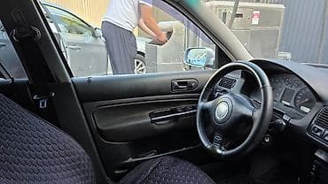 2001: Volkswagen Golf: 2001 г., 1.6 л, Автомат, Бензин, Хэтчбэк — 9