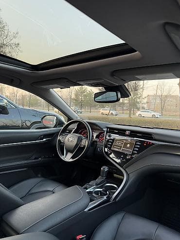 2019: Toyota Camry: 2019 г., 3.5 л, Автомат, Бензин, Седан — 7