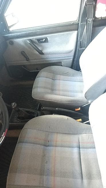 bmw м5: Volkswagen Golf: 1990 г., 1.8 л, Хэтчбэк — 8