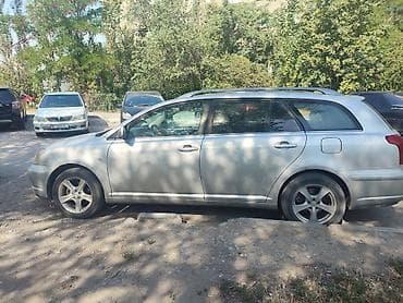 Продажа авто: Toyota Avensis: 2003 г., 1.8 л, Механика, Бензин, Универсал — 3
