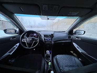 hyundai solaris 2013: Hyundai Solaris: 2014 г., 1.6 л, Ручные, Бензин, Седан — 6