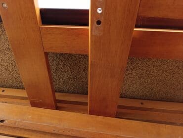 прирпава для крылышки: Продаётся односпальные кровати с матрасом, из дерева, состояние — 2