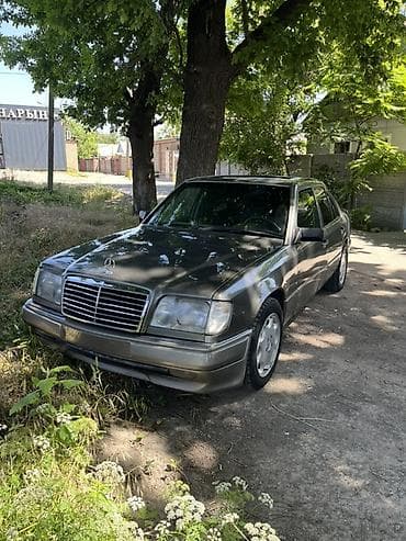 Mercedes-Benz W124: 1994 г., 3.2 л, Автомат, Бензин, Седан