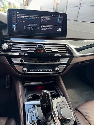 Транспорт: BMW 5 series: 2021 г., 2 л, Гибрид, Седан — 8