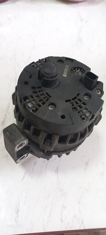 ford focus 3: Генератор Land Rover 2017 г., Б/у, Оригинал — 4