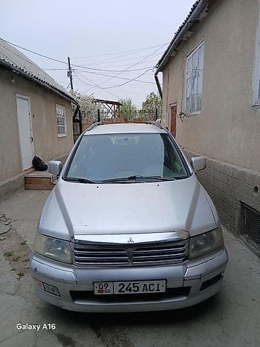 sudaru forester: Mitsubishi Chariot: 1998 г., Универсал — 3