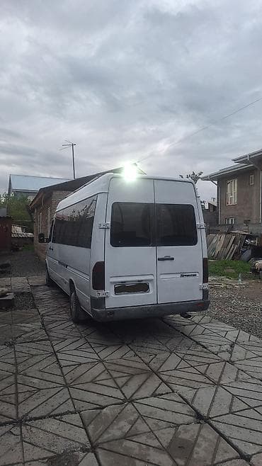 сидения на спиринтер: Mercedes-Benz Спринтер: 2002 г., 2.9 л, Ручные, Дизель, Бус — 4