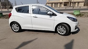 св: Chevrolet Spark: 2021 г., 1 л, Автомат, Бензин, Хэтчбэк — 10
