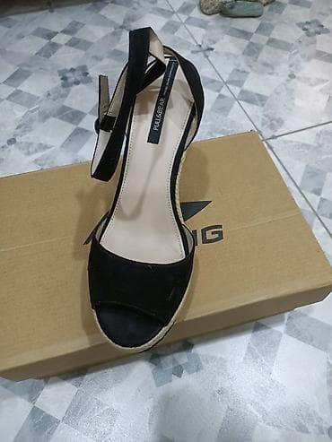 Сабо: Босоножки, 36, 37, UGG, Б/у, цвет - Черный, Самовывоз, Платная доставка — 2