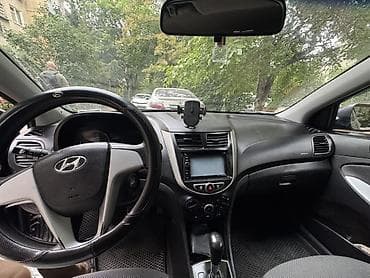 solaris accent: Hyundai Solaris: 2013 г., 1.6 л, Автомат, Бензин, Седан — 6