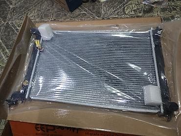 wish: Toyota WISH (ZZE) 2002 до 2009 радиатор охлаждения (EEP) хорошего — 2