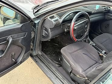Audi: Audi 100: 1994 г., 2 л, Механика, Бензин, Седан — 6