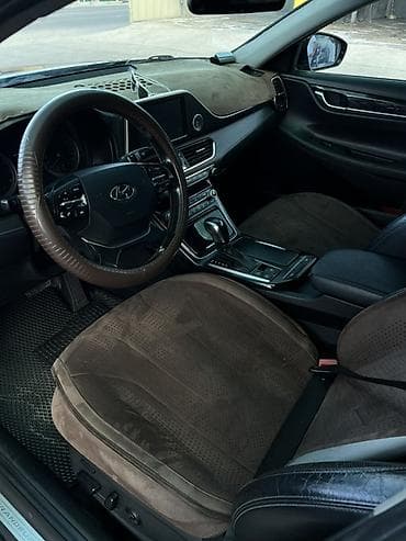 170: Hyundai Grandeur: 2017 г., 3 л, Автомат, Газ, Седан — 3