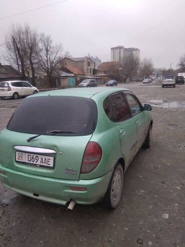 кизил кия: Daihatsu Sirion: 2001 г., 1 л, Механика, Бензин, Хэтчбэк — 3
