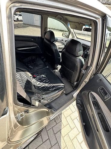 pod: Honda Stream: 2001 г., 2 л, Автомат, Бензин, Универсал — 4